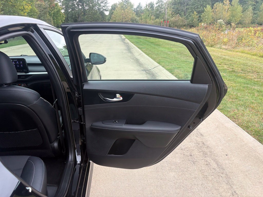 Used 2023 Kia Forte GT-Line FWD image 33