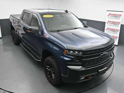 Used 2019 Chevrolet Silverado 1500 LT Trail Boss AWD/4WD image 24