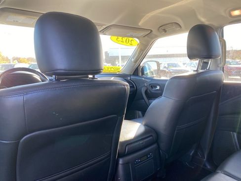 Used 2023 Nissan Armada SV image 27