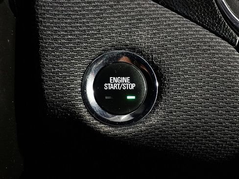 Used 2017 Chevrolet Cruze LT w/ Convenience Package FWD image 16