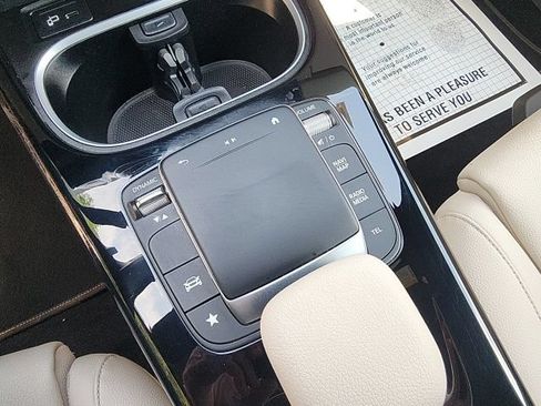 Used 2022 Mercedes-Benz CLA 250 image 26