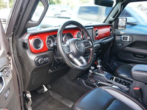 Used 2022 Jeep Gladiator Rubicon w/ LED Lighting Group AWD/4WD image 12