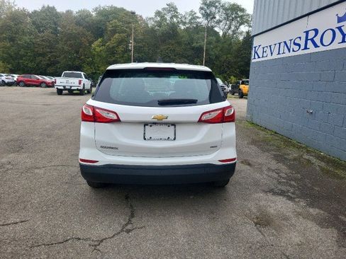 Used 2020 Chevrolet Equinox LS image 7