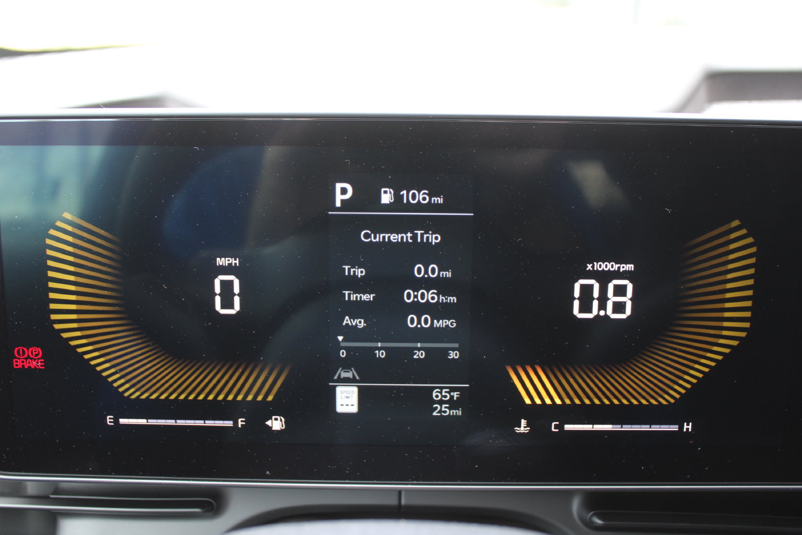 New 2026 Kia Carnival EX FWD image 34