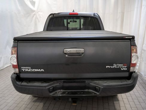 Used 2015 Toyota Tacoma PreRunner image 4