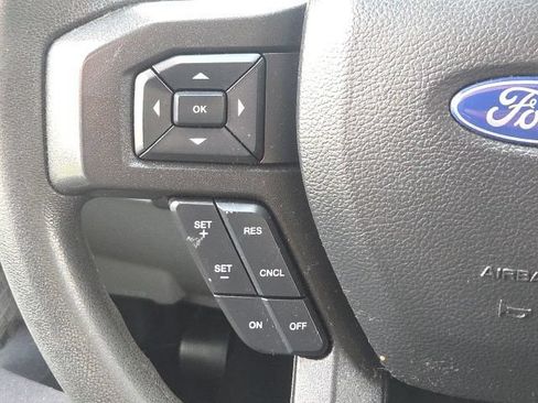 Used 2023 Ford E-450 and Econoline 450 Super Duty RWD image 32