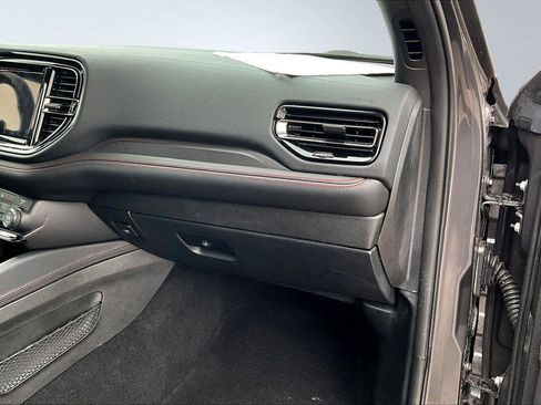 Used 2024 Dodge Durango GT image 22