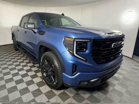 New 2026 GMC Sierra 1500 Elevation w/ LPO, Elevation Black Package AWD/4WD image 3