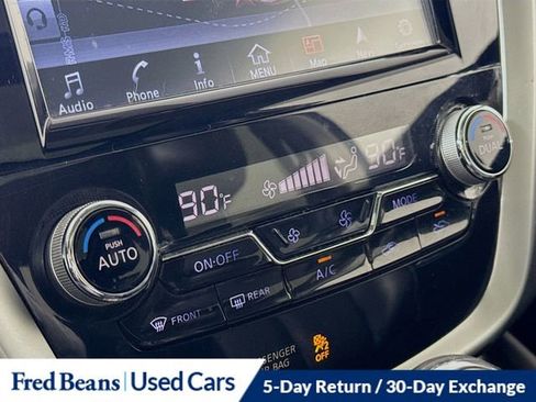 Used 2018 Nissan Murano Platinum image 18