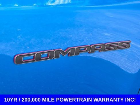 Used 2022 Jeep Compass Trailhawk w/ Sun and Sound Group AWD/4WD image 21