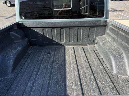 New 2025 Jeep Gladiator Sport image 12