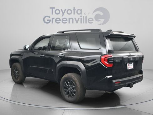 Used 2025 Toyota 4Runner SR5 AWD/4WD image 8