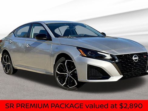 New 2025 Nissan Altima 2.5 SR w/ SR Premium Package AWD/4WD image 2
