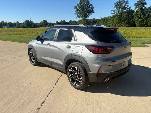 Used 2025 Chevrolet TrailBlazer RS w/ Driver Confidence Package FWD image 4