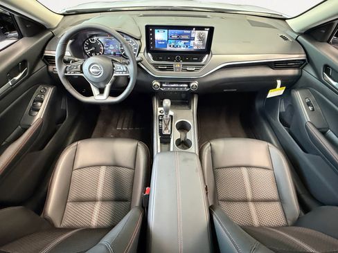 New 2026 Nissan Altima 2.5 SR FWD image 3