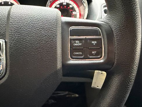 Used 2014 RAM C/V Tradesman FWD image 20