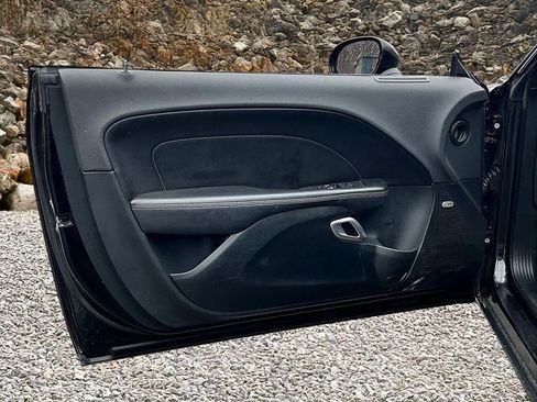 Used 2018 Dodge Challenger GT w/ GT Interior Package image 18