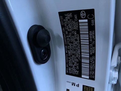 Certified 2022 Toyota Corolla XSE image 33