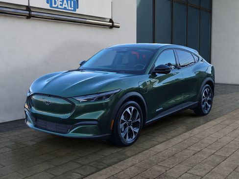 Certified 2025 Ford Mustang Mach-E Select w/ Comfort Package Lite image 7