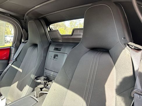 Used 2021 MAZDA MX-5 Miata Club image 41