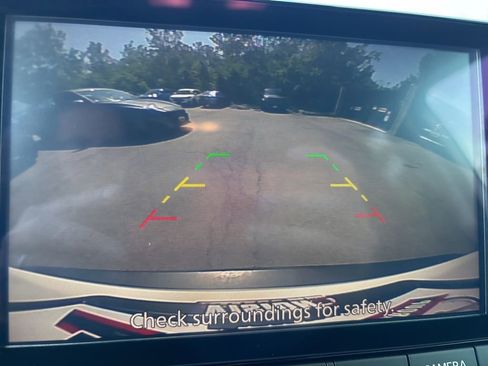Used 2021 Nissan Rogue S AWD/4WD image 24