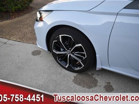 Used 2024 Nissan Altima 2.5 SR image 15