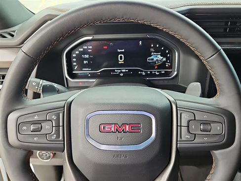 Used 2024 GMC Sierra 1500 AT4 w/ Technology Package AWD/4WD image 15