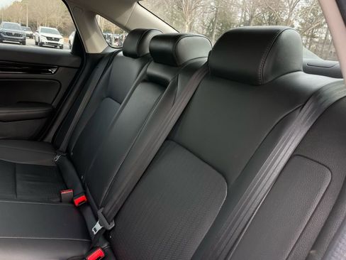 Certified 2024 Honda Civic Touring image 40