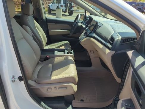 Used 2024 Honda Odyssey EX-L image 19