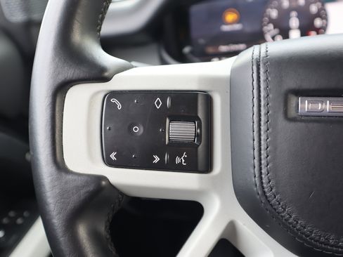 Used 2020 Land Rover Defender 110 HSE image 20