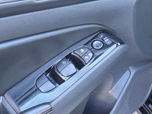 Certified 2024 Nissan Altima 2.5 SR w/ SR Premium Package image 13