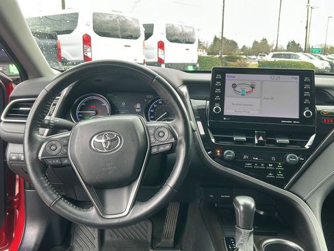 Used 2023 Toyota Camry XSE w/ Cold Weather Package image 11