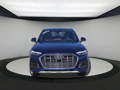 Certified 2021 Audi Q5 Prestige image 2