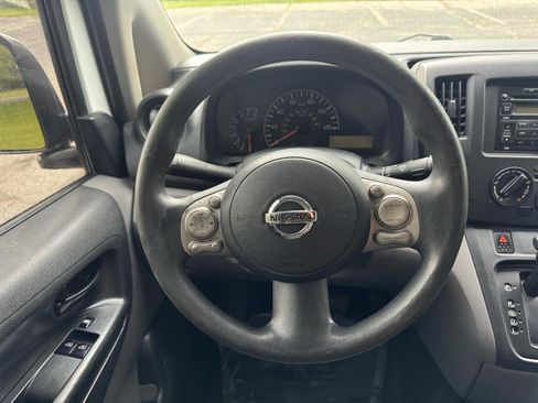 Used 2013 Nissan NV200 S w/ Cruise Control Pkg FWD image 32