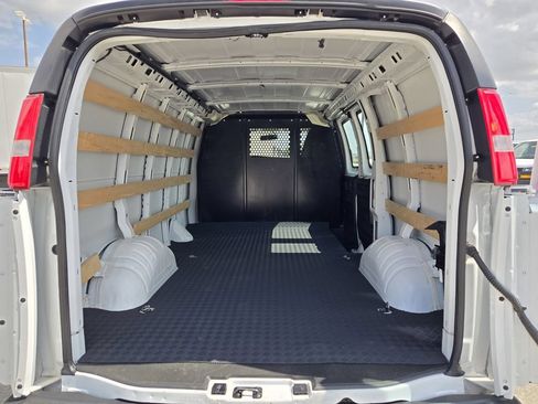 Used 2024 Chevrolet Express 2500 w/ Driver Convenience Package RWD image 32