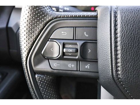 Used 2024 Toyota Tacoma SR image 15