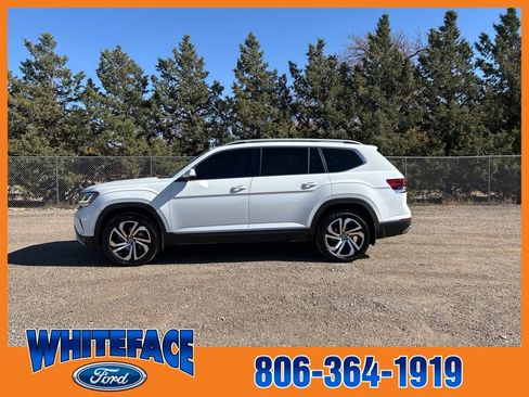 Used 2021 Volkswagen Atlas SEL Premium image 3