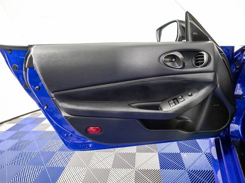 Used 2024 Nissan Z Performance w/ Floor Mat Package RWD image 12