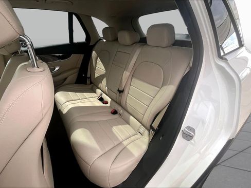 Certified 2017 Mercedes-Benz GLC 300 4MATIC image 21