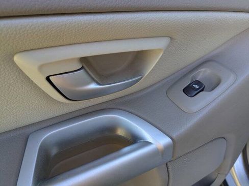 Used 2006 Volvo XC90 2.5T image 26