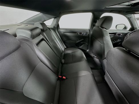 Certified 2025 Honda Civic Sport image 27