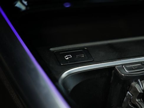 Used 2021 Mercedes-Benz GLA 250 4MATIC image 39