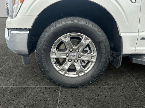 Used 2023 Ford F150 Lariat w/ Trailer Tow Package AWD/4WD image 4