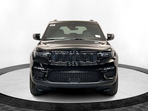 New 2025 Jeep Grand Cherokee Limited w/ Black Appearance Package AWD/4WD image 8