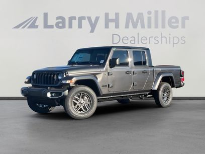 New 2025 Jeep Gladiator Sport