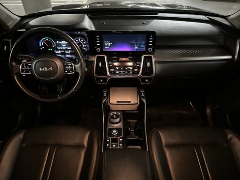 Certified 2023 Kia Sorento EX FWD image 18