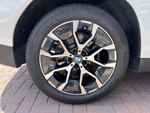 Certified 2025 BMW X3 xDrive30i w/ Premium Package AWD/4WD image 13
