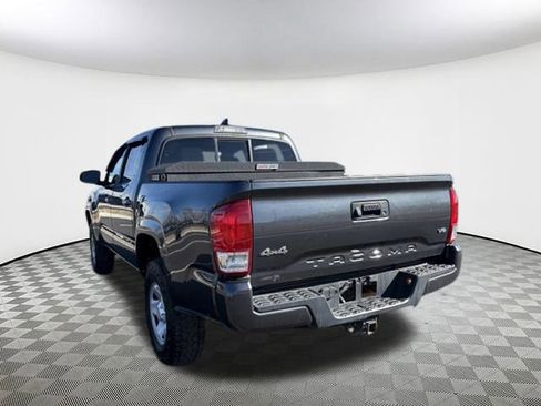 Used 2020 Toyota Tacoma SR image 6