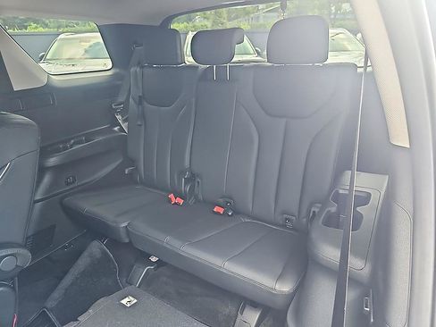 Used 2024 Hyundai Palisade SEL AWD/4WD image 31