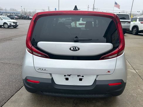 Used 2020 Kia Soul S image 6